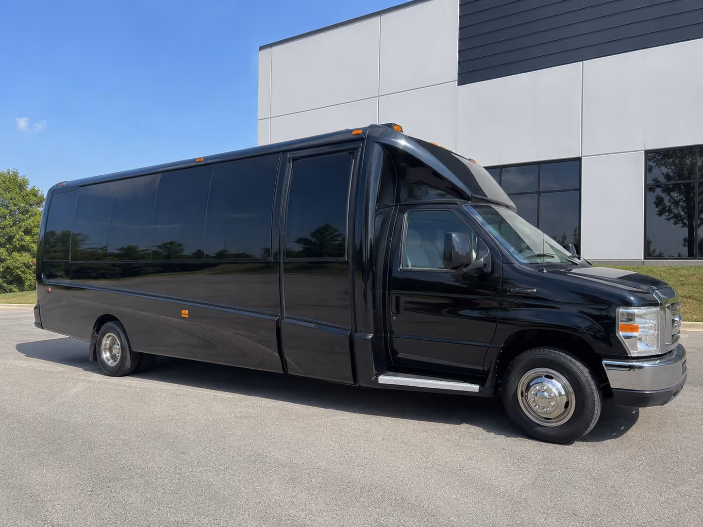 coachella charter bus rentals to concerts festivals in coachella