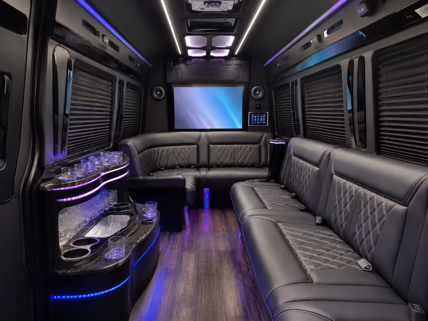 compare airport shuttle options for teams flying into yuma international airport