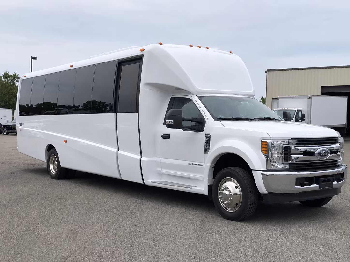 corporate and convention buses for yuma business events