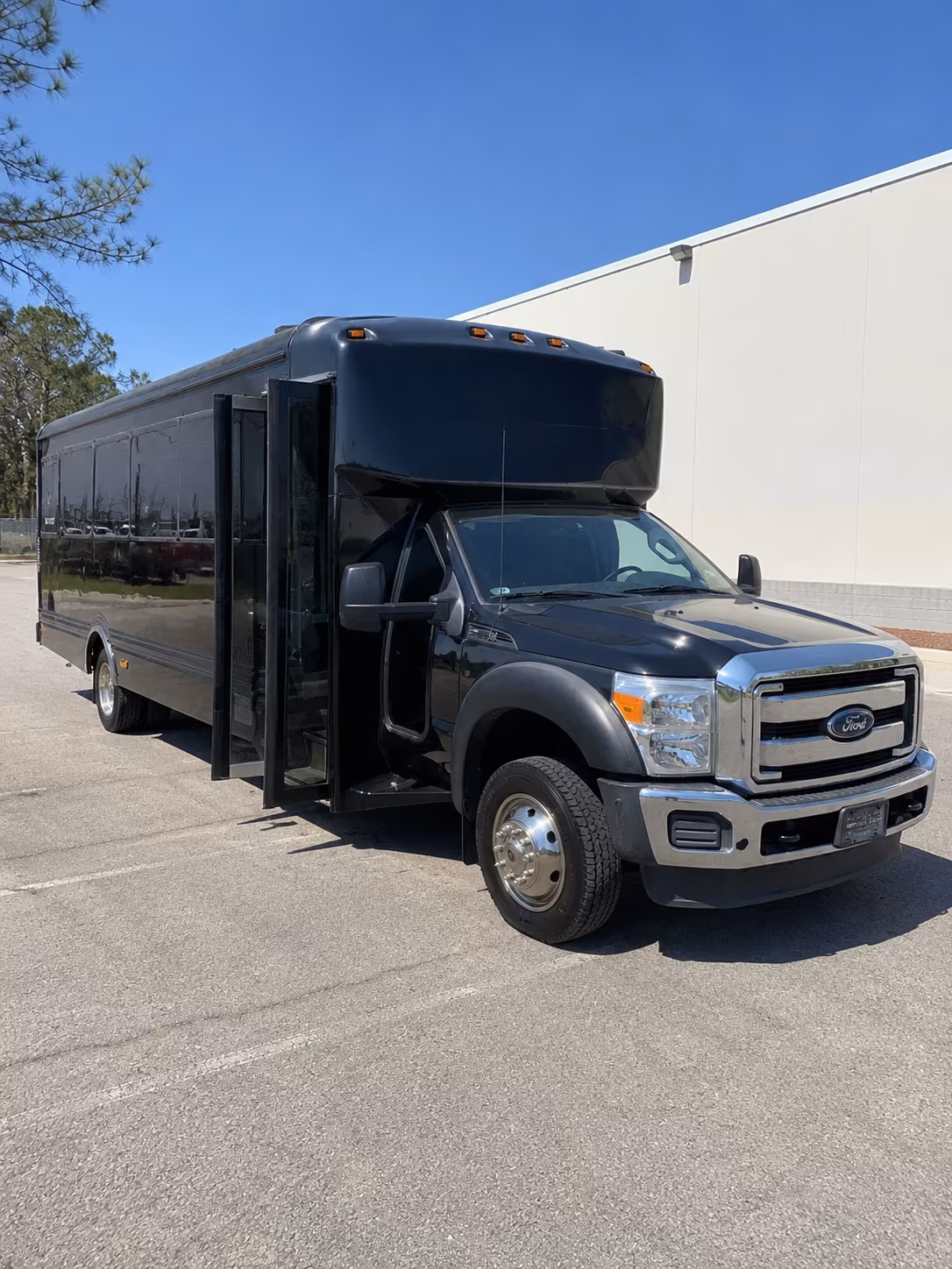glendale make team and fan travel easier with glendale charter bus rentals