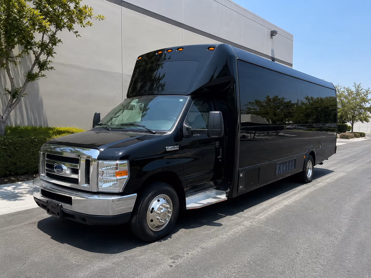 indio charter buses for indio students and chaperones