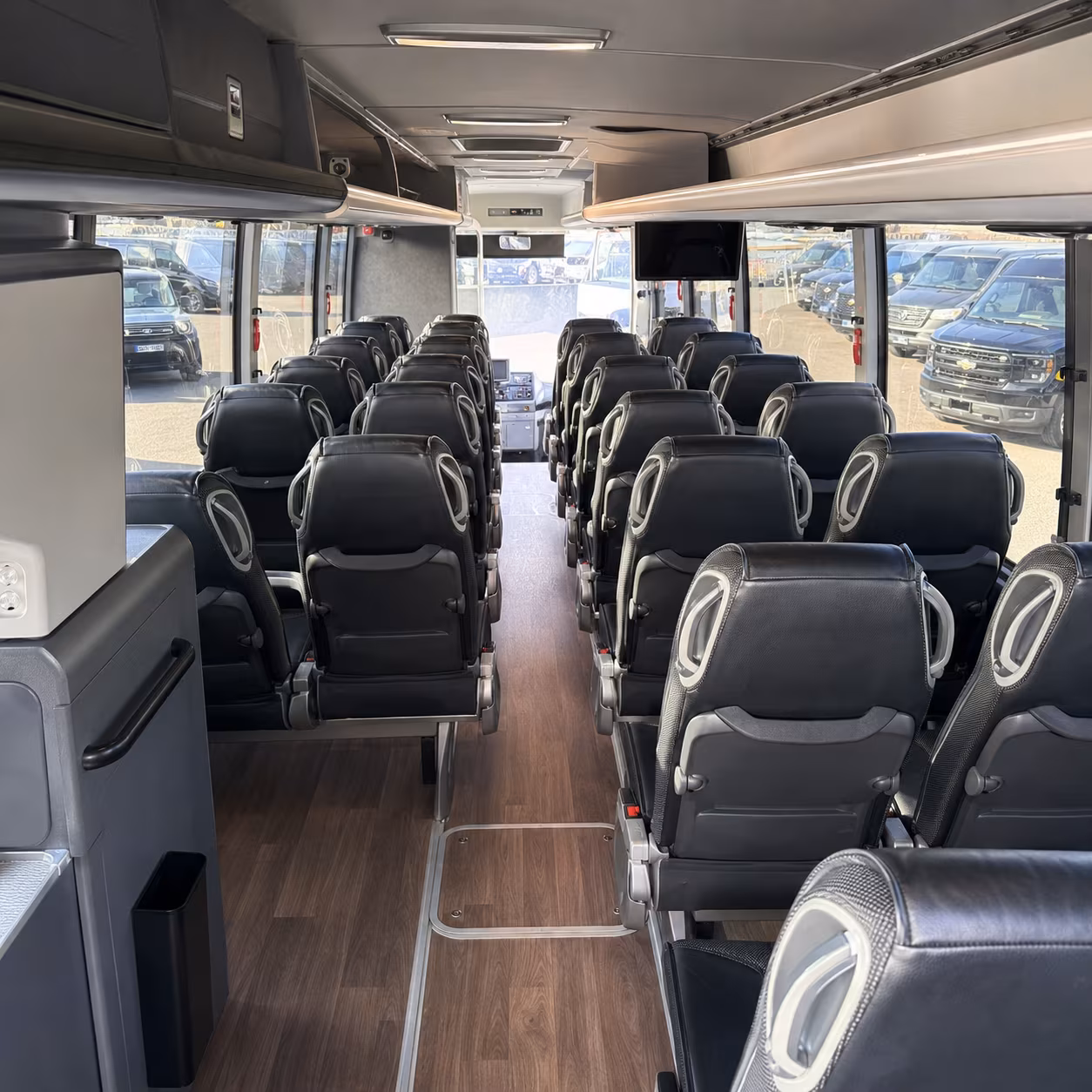palm springs charter bus rentals for palm springs weddings